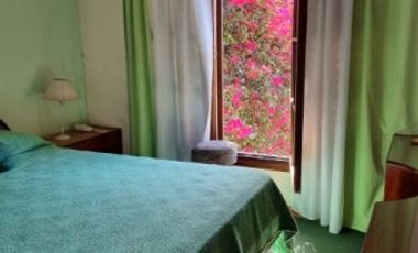 chalet en lote propio con parque