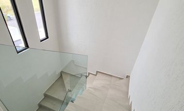 Casa en VENTA CON RECAMARA PLANTA BAJA en LOMAS DE MEDITERRANEO