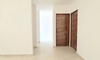 Casa en VENTA CON RECAMARA PLANTA BAJA en LOMAS DE MEDITERRANEO