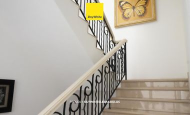 Dijual Rumah Middle Classic Modern Siap Huni di Jalan Setiabudi, Jakarta Selatan, dekat pusat perkantoran Sudirman dan Kuningan!