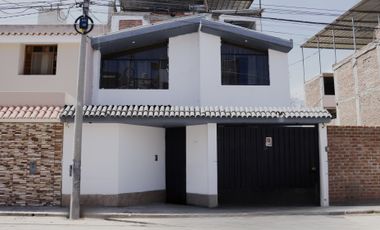 ¿Buscas una propiedad espaciosa, ubicada estratégicamente y con un alto potencial de rentabilidad? ¡Esta casa es perfecta para ti!

🌟 Ubicación priv