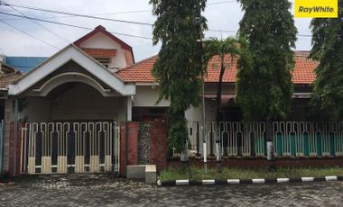 Dijual Cepat Rumah 1,5 Lantai Di Jl. Dukuh Kupang , Surabaya
