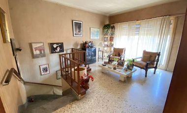 Departamento Tipo Casa en venta en Bernal Oeste