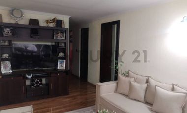 Venta de departamento en San Miguel, frente a PLAZA El LLANO.