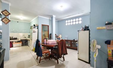 Rumah SHM Terawat 8 Menit ke Gerbang Tol Jatiwarna 1 Siap Huni J-46928