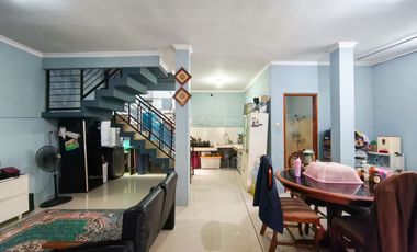 Rumah SHM Terawat 8 Menit ke Gerbang Tol Jatiwarna 1 Siap Huni J-46928