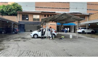 Lote en Arriendo, Centro, Medellin / 90m²