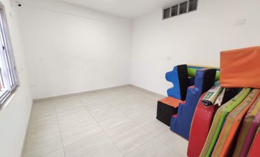 casa en venta en el rosal. Cod V25439