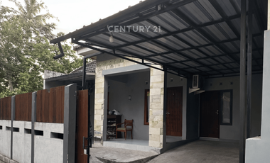 Rumah 3 Kamar Tidur Di Jalan Godean Dekat Malioboro Harga Murah