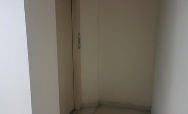 oficina en arriendo en country. Cod A3039