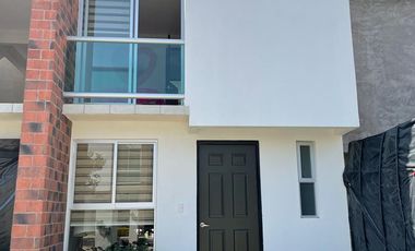 CASAS CON ALBERCA, A 8 MIN DEL CENTRO DE YAUTEPEC, MORELOS