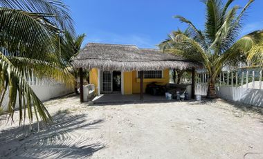 Casa de una planta en venta en la Playa, Chelem-Chuburna Yucatan