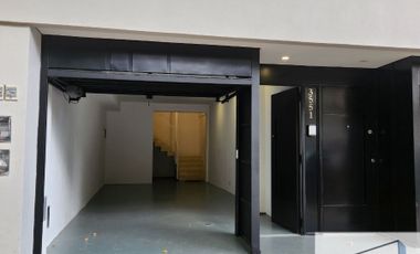 Triplex en venta de 1 dormitorio, cochera doble, terraza y parrilla. Núñez