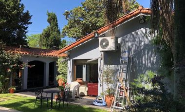 Venta de casa 4 Amb en Barrio uno