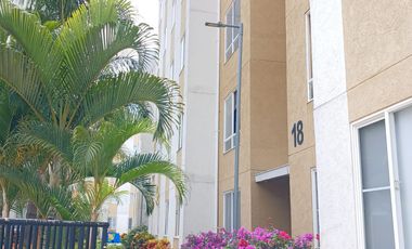 apartamento en arriendo en poblado campestre. Cod A121493