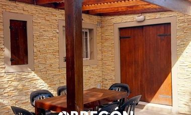EXCELENTE LOTE MULTIFAMILIAR CON 2 DEPARTAMENTOS A 150 MTS DEL MAR