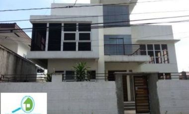 House and Lot in Paranaque City For Sale at