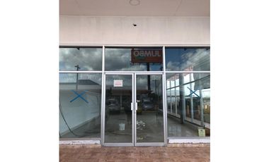 VENTA/ ALQUILER LOCAL PLAZA MAÑANITAS-4211RC