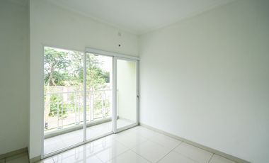 Rumah 2 Lantai di Cibubur Akses Dekat Tol dan Mall Hadap Utara J-40236