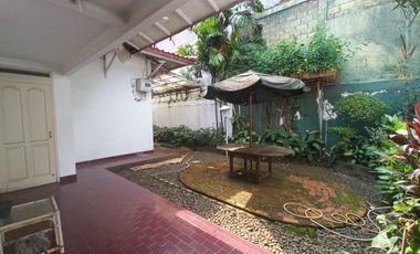 Rumah Di komplek Elit Loka Indah, Pancoran. Asri, Tenang, Nyaman, Dan Hanya 3 Menit Ke Jalan Warung Buncit Raya.