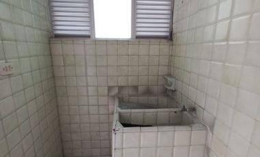 apartamento en arriendo en c.r caracoli piso 3 sin ascensor. Cod A14047