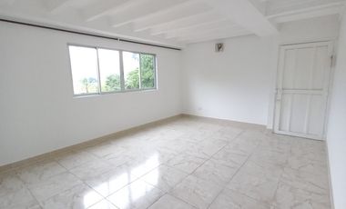 apartamento en arriendo en c.r caracoli piso 3 sin ascensor. Cod A14047