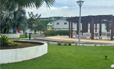 CASA AMOBLADA 200m2 TERRENO VILLASUR RESIDENCES, COSTA SUR