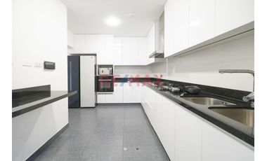 Alquiler De Amplio Y Elegante Departamento De 127.29M² En San Isidro