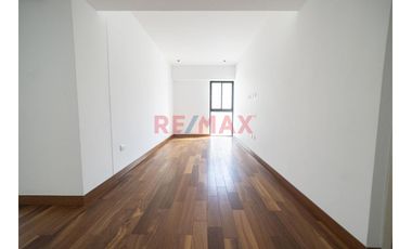 Alquiler De Amplio Y Elegante Departamento De 127.29M² En San Isidro
