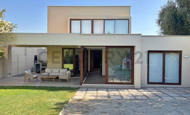 CASA EN VENTA CONDOMINIO JOSÉ RABAT CHICUREO
