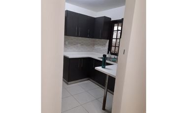 SE ALQUILA CASA EN PH SUMMER HILLS EN $900 AM