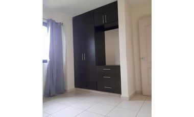 SE ALQUILA CASA EN PH SUMMER HILLS EN $900 AM