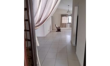 SE ALQUILA CASA EN PH SUMMER HILLS EN $900 AM