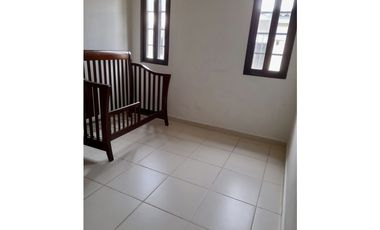 SE ALQUILA CASA EN PH SUMMER HILLS EN $900 AM