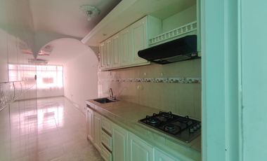 apartamento en venta en villas de la pampa piso 1. Cod V14086