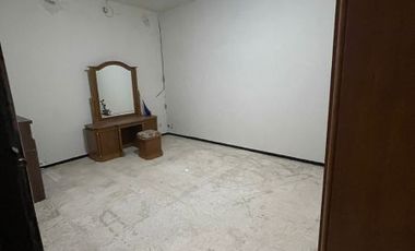 Disewakan Rumah Lokasi Di Manyar Tirtomoyo, Surabaya