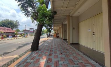 RUKO MURAH DEKAT JALAN JOGJA-SOLO COCOK UNTUK USAHA