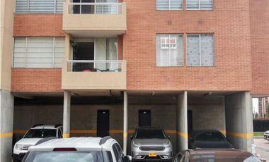 venta apto Bogotá Gran Granada, 84 mts2, 2 piso esquinero