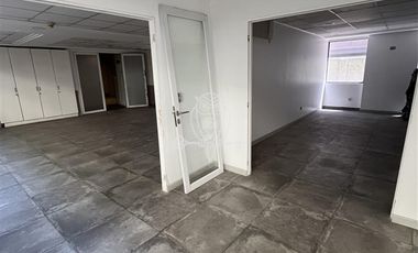 Local Comercial en arriendo en Las Condes