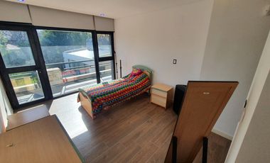 Venta - Chalet seis ambientes con sotano y quincho - Concepción Arenal 4743