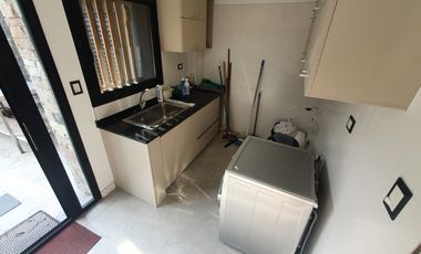 Venta - Chalet seis ambientes con sotano y quincho - Concepción Arenal 4743