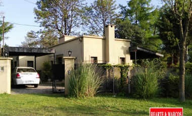 EXCELENTE CASA EN BELLA VISTA