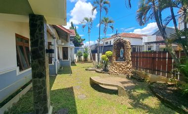 Rumah Mewah Full Furnished Hunian Elegan di Lokasi Strategis di Sariharjo Ngaglik, Sleman