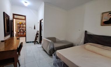 Rumah Mewah Full Furnished Hunian Elegan di Lokasi Strategis di Sariharjo Ngaglik, Sleman