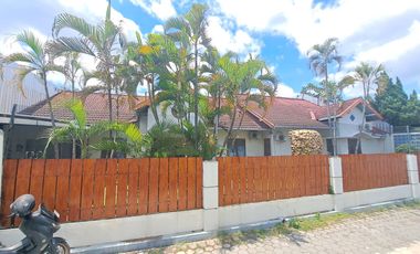 Rumah Mewah Full Furnished Hunian Elegan di Lokasi Strategis di Sariharjo Ngaglik, Sleman