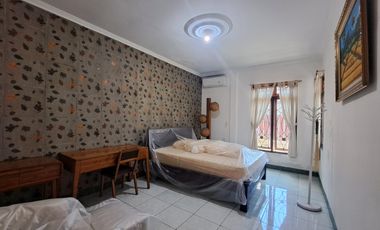 Rumah Mewah Full Furnished Hunian Elegan di Lokasi Strategis di Sariharjo Ngaglik, Sleman