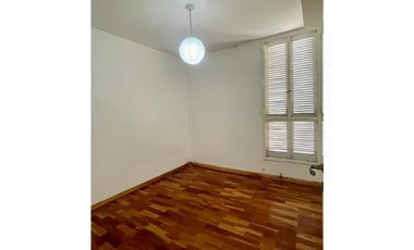 vendo 4 amb en el barrio Catalinas Sur