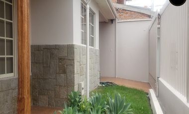 Casa de venta en Salle- 10 de agosto - 27 de febrero – código:19886