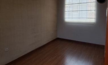 Casa de venta en Salle- 10 de agosto - 27 de febrero – código:19886