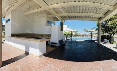 Terreno a la venta en Residencial Las Plazas , construya a su gusto